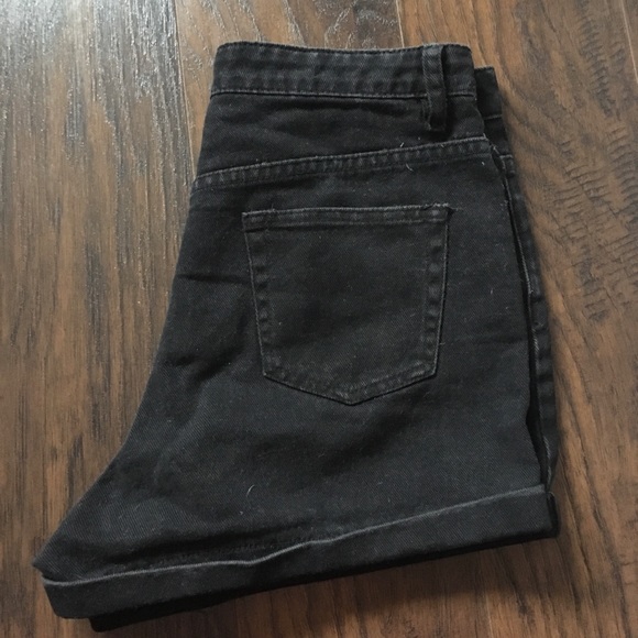 High waisted black denim shorts with stud accents - Picture 2 of 3